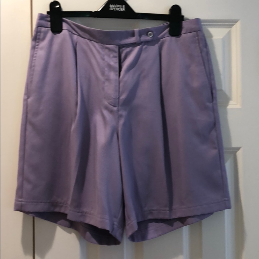 Liz golf shorts